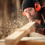 Comment trouver un charpentier spécialisé dans les toitures anciennes ?