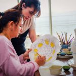 Un peintre décorateur travaille-t-il pour les hôtels ?