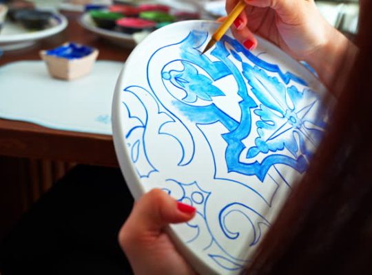 Le client se demande souvent si un peintre décorateur facture au forfait. Par conséquent, la question revient dans