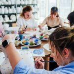 Un peintre décorateur peut-il reproduire des effets marbrés ?