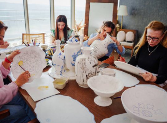 Un peintre décorateur offre plusieurs garanties pour protéger ses clients. Ainsi, la garantie de parfait achèvement couvre